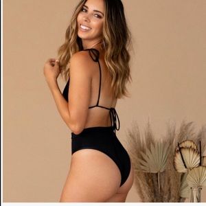 Shop Tan Lines XL&L Como bottom & Mykonos top L